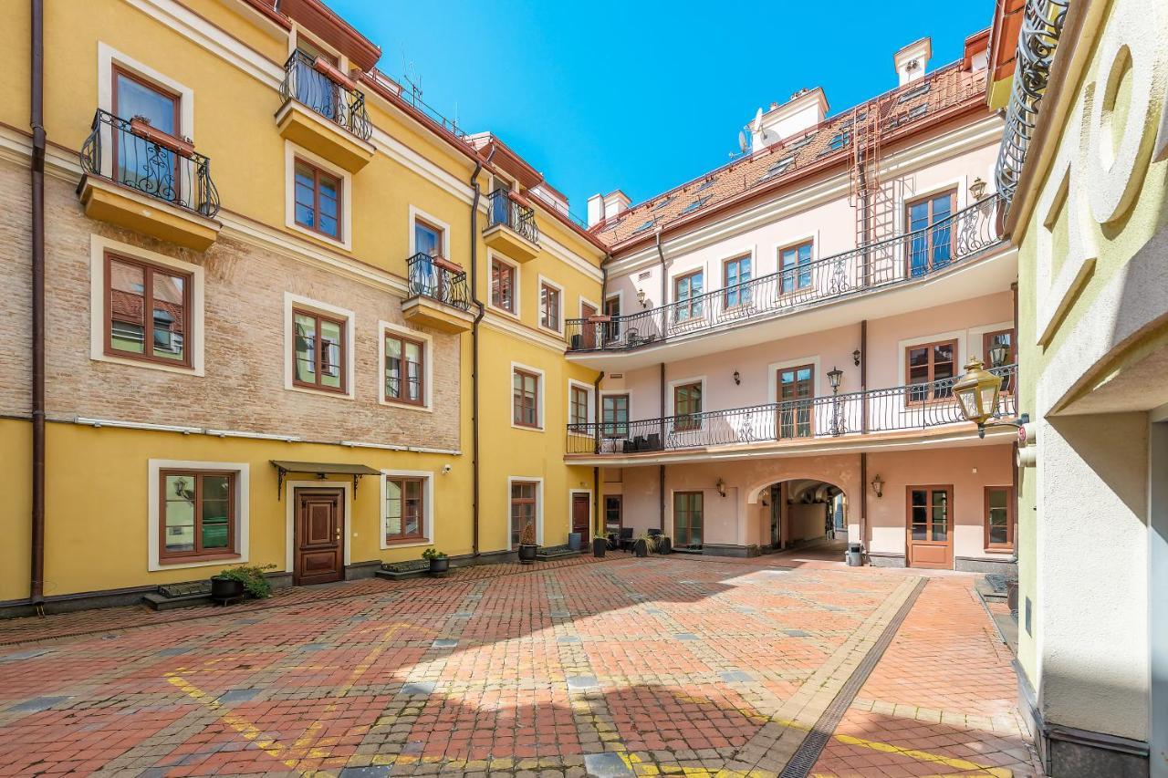Luxury Gaono Apartments Vilnius Old Town I Self Check In I Free Private Parking Zewnętrze zdjęcie